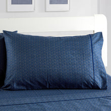Load image into Gallery viewer, Dreamstate® &#39;Navy Luxe&#39; Printed Sheet Set
