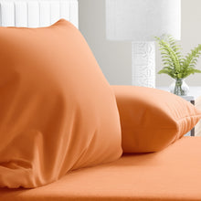 Load image into Gallery viewer, Orange Peel Pillowcase Set
